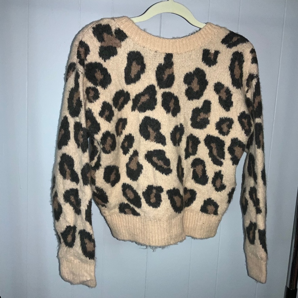 Pink Victoria's Secret leopard print Sweater Sz XS V back Cropped reversible